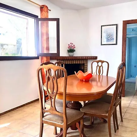 Tatil Evi Con Piscina Y Barbacoa