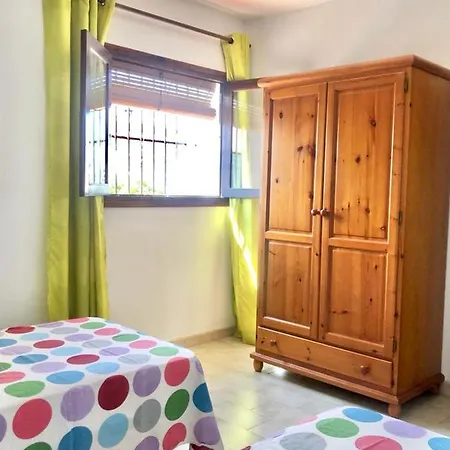 Con Piscina Y Barbacoa Holiday home Denia